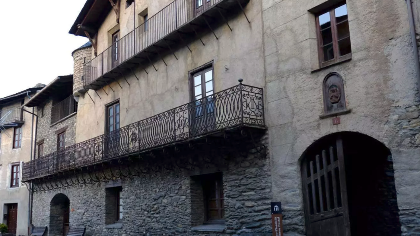 Casa Areny-Plandolit | ANA