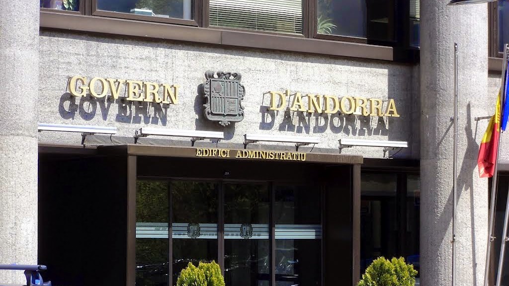 Google | Andorra denega les autoritzacions als empresaris
