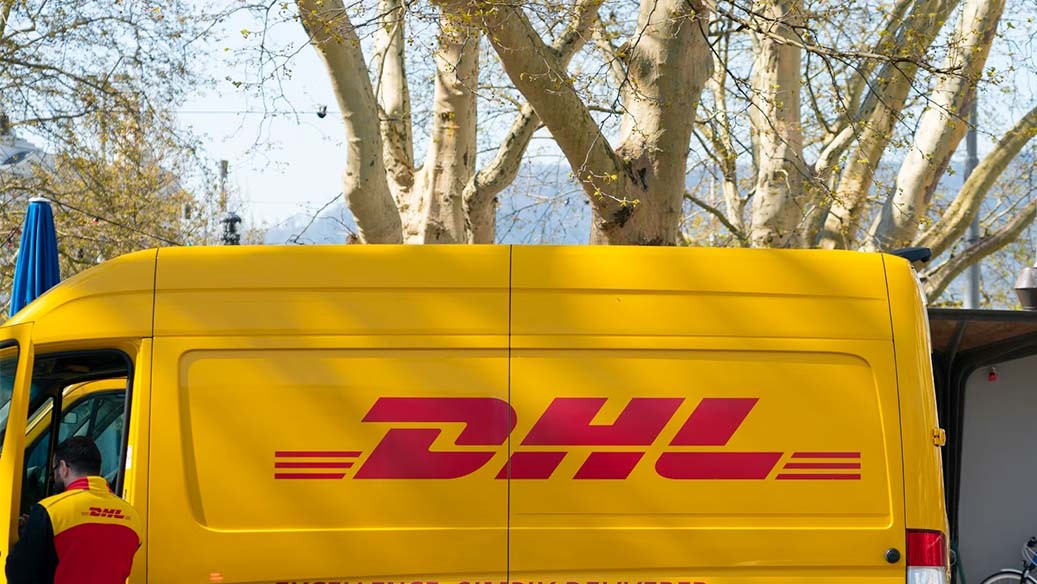 DHL